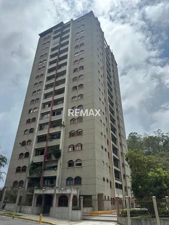 ALQUILER PENTHOUSE PARQUE EL RETIRO SAN ANTONIO DE LOS ALTOS