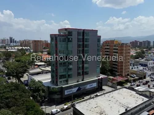 Raiza Suarez Vende Oficina Comercial A Estrenar Conectada A Planta Eléctrica Ubicada En Zona Prestigiosa Del Este De Barquisimeto 2 5 1 9 5 1 6 En Zona De Alto Tráfico Comercial Con Servicios Constant