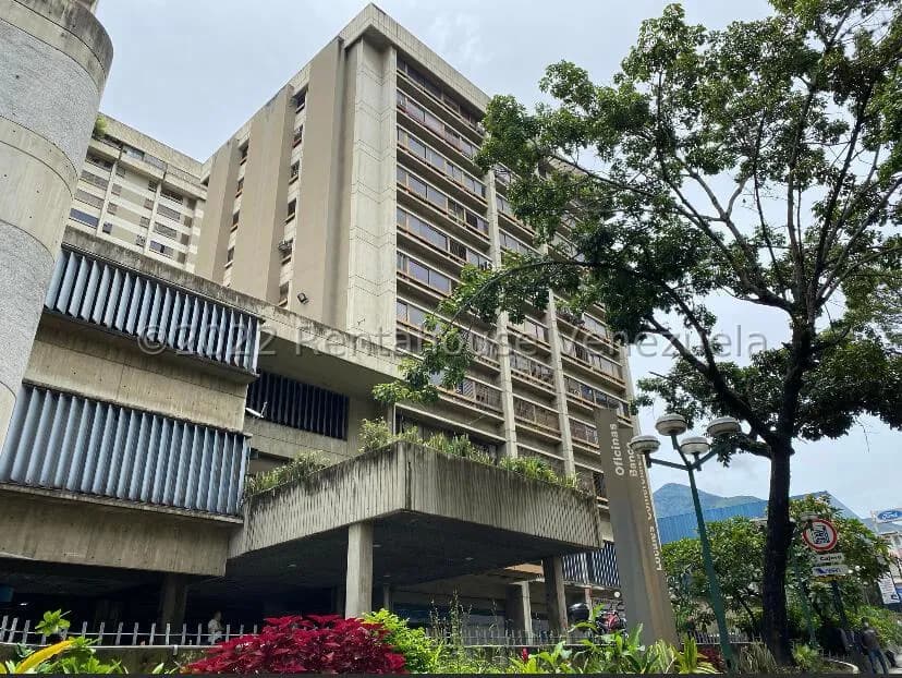 Comercial (Oficina) en Venta en El Marques, Distrito Metropolitano