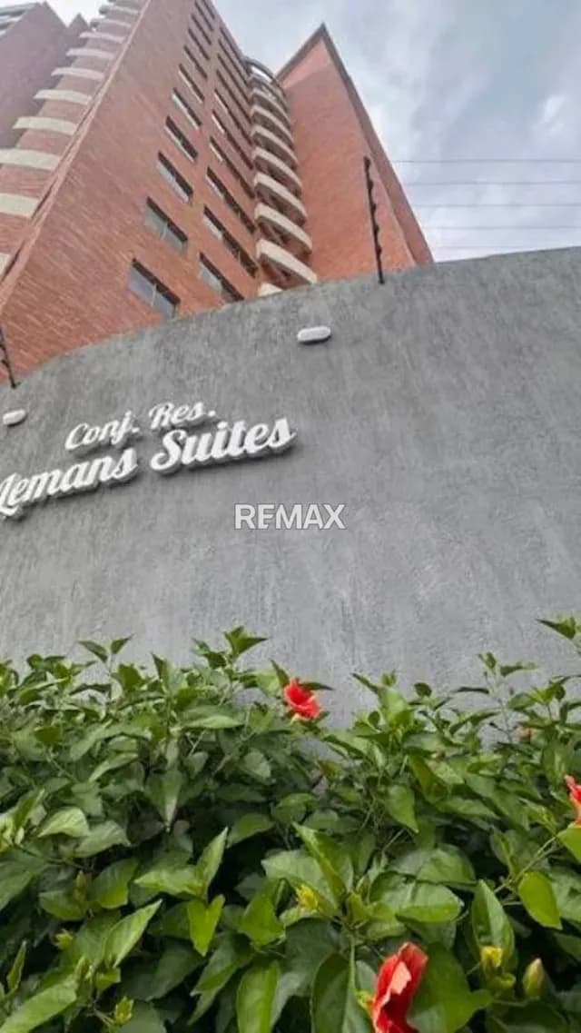 APARTAMENTO EN VENTA Resd LE MANS SUITES EN OBRA BLANCA