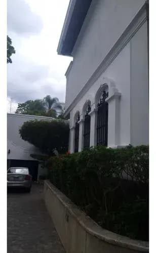 Vendo Casa 2.500m2 Country Club 9884