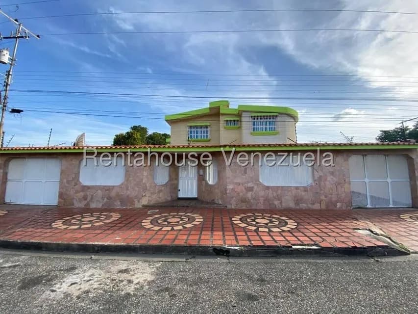 Local Comercial en alquiler - $2k