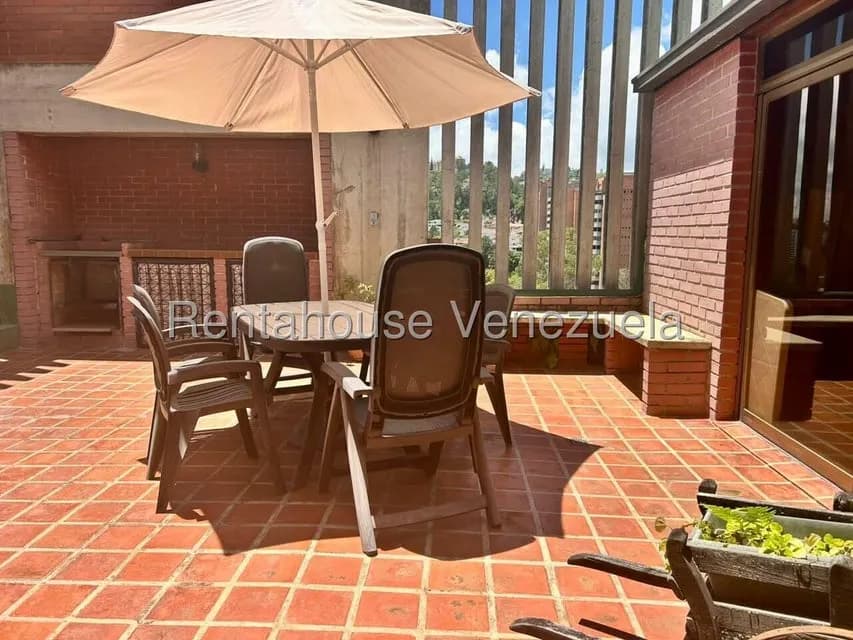 Apartamento (Multiples Niveles) en Venta en Los Naranjos del Cafetal, Distrito Metropolitano
