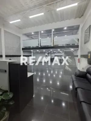 Se Vende Local Comercial C.C Monagas Plaza