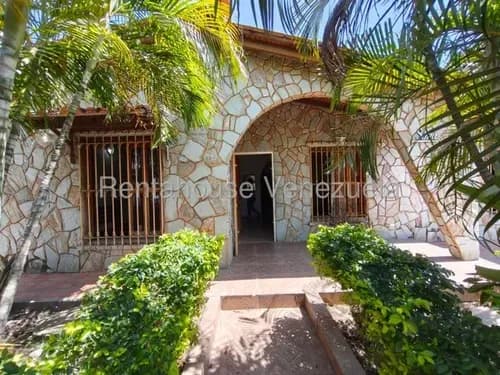 Oportunidad De Comprar Tu Hogar En La Urb. La Mora Ii #26-14414 Rm