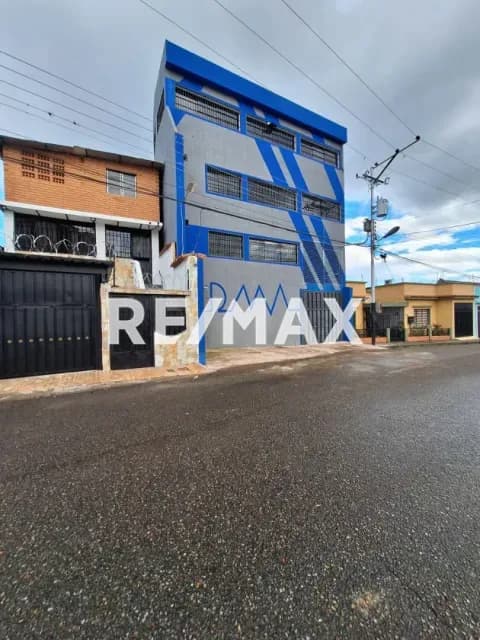 EN VENTA EDIFICIO COMERCIAL EN LA CONCORDIA