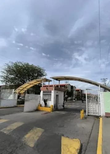 Apartamento En Venta Urb. Los Samanes Lago Ii Maracay
