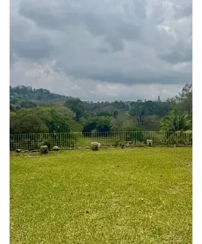 Se Vende Qta La Lagunita Calle Cerrada Vists A Los Campos De Golf