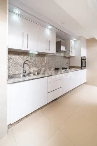 Np En Venta Apartamento Res San Francisco, San Diego Código 323235