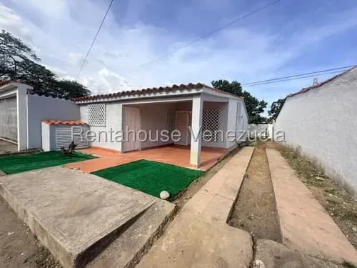 Casa En Venta El Recreo Cabudare Lara . Lerli Mc