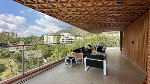 Apartamento En Venta En La Castellana Penthouse Piscina Vista Al Avila 3 Niveles Terraza Angela Tochon Caracas