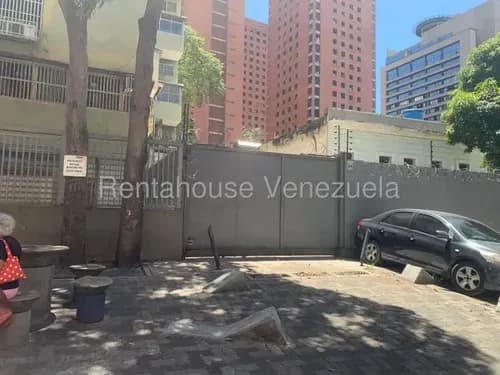 Aproveche Este Practico Y Funcional Tipo Galpón En Alquiler, Mls #25-18930