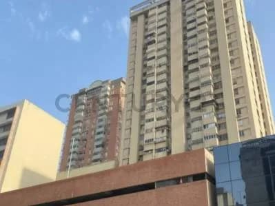 Local en Venta La Candelaria: Donde el capital no espera por la rentabilidad