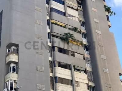 En Alquiler_Moderno y cómodo apartamento en calle cerrada