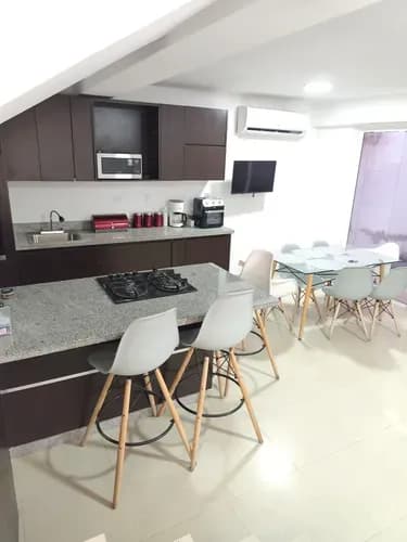 Townhouse En Venta En Urb. El Parral, Valencia (gg)