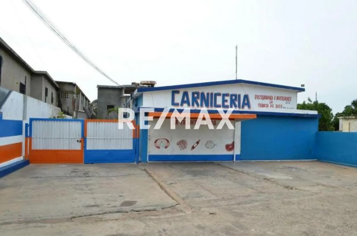 Local Comercial Para Carniceria Ubicado En El Sector Panamericano