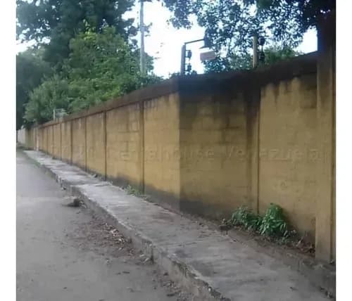 Se Vende Caballeriza 20.000m2 Santa Lucia-edo. Miranda 4323