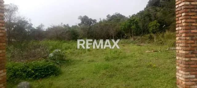 En venta terreno ubicado en potrero de las casas a solo minutos de casa del padre ,