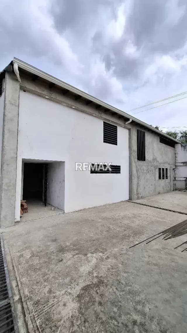 EN VENTA CASA URBANIZACION ANAMAR ARJONA