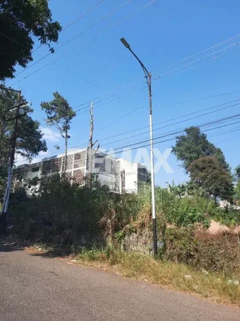 SE VENDE TERRENO EN LA UNIDAD VECINAL
