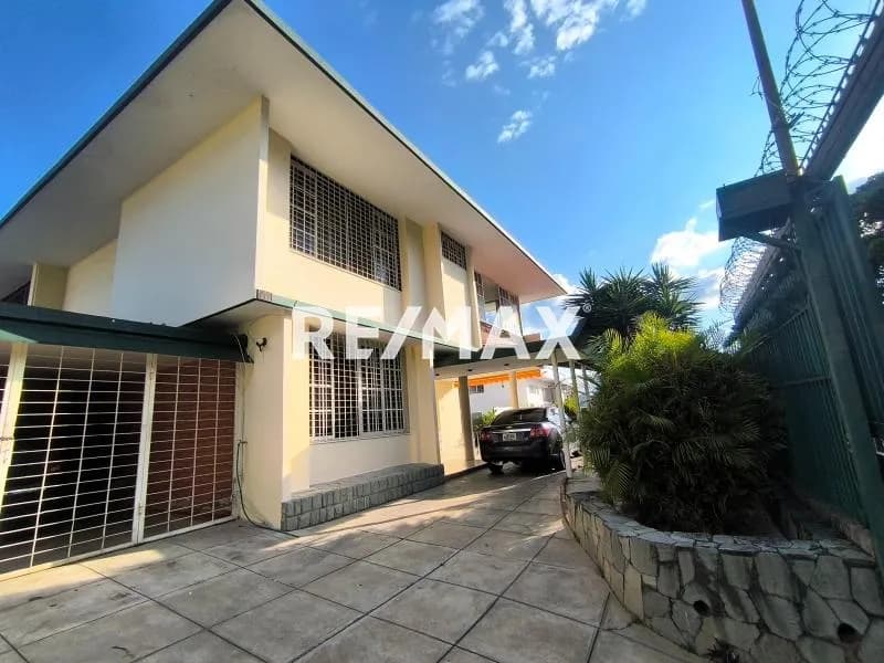 Casa en venta en el Marqués