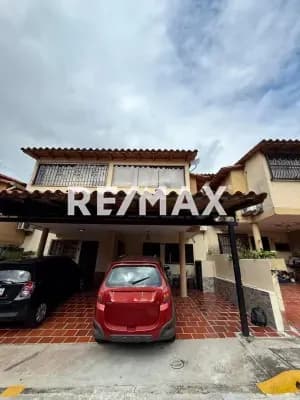 Casa. Venta. Av la guayana