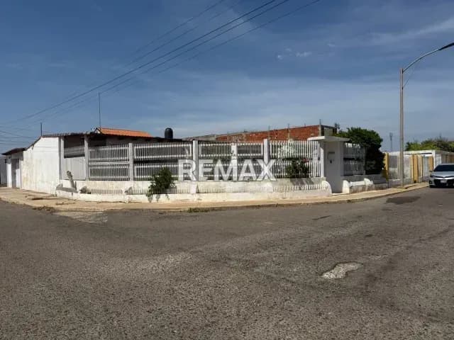 Casa en venta Maraven. Punto Fijo.