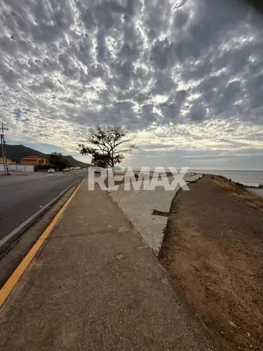 Apartamento Con Vista Al Mar En Juan Griego, Municipio Marcano, Isla De Margarita Cod: 1763