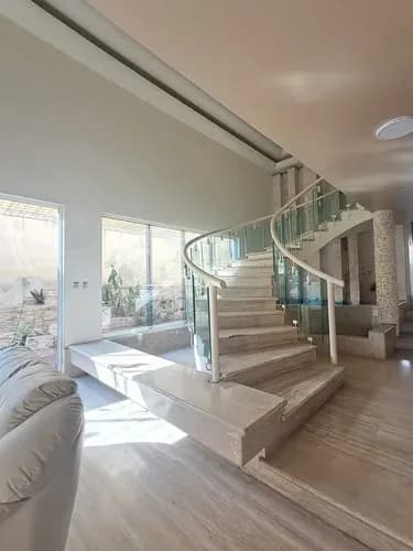 Amplia Y Bella Casa A Remodelar Urb. El Bosque Valencia