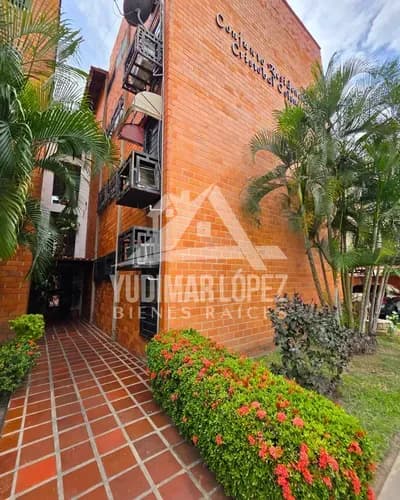 Confortable Apartamento En Venta Urb. Base Aragua, Maracay Edo Aragua.