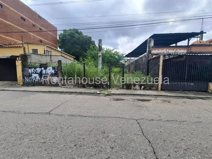 Terreno (Comercial) en Venta en Centro, Portuguesa