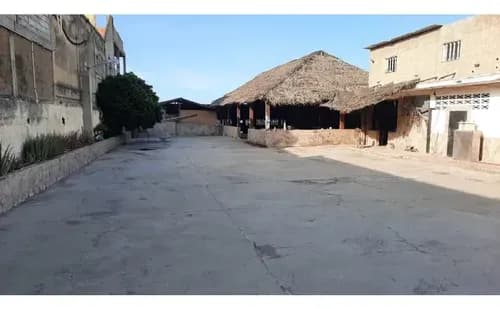 Vende Terreno Galpón En Catialamar La Guaira .