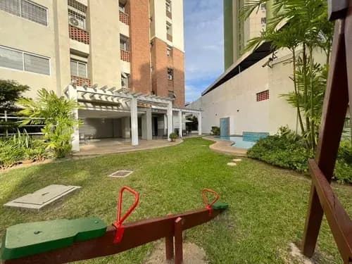* Josefina Toledo Vende Apartamento En Los Mangos, La Alameda, 86m2, Pozo Y Planta, 330396