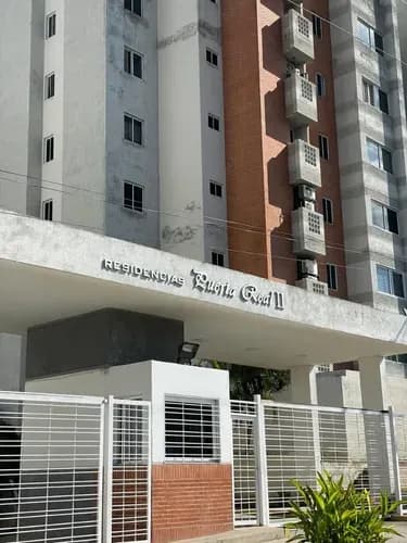 Apartamento En Alquiler En La Urbanización Mañongo Resd. Puerta Real Ii 77m2 Características: - 2 Habitaciones Con Closets - 2 Baños Con Pareduche - Cocina Nueva A Estrenar Gavip