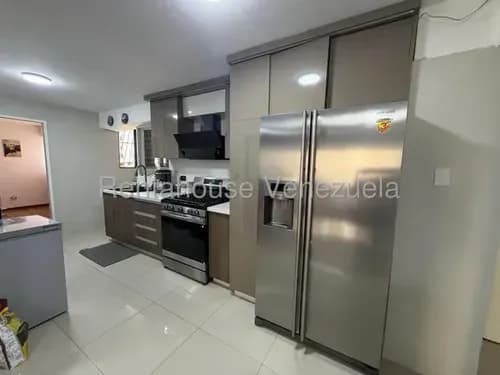 Venta De Hermoso Y Comodo Apartamento En San Bernardino Jg