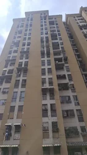 En Venta Apartamento De 3 Habitaciones Y 2 Baños En El Centro De Caracas