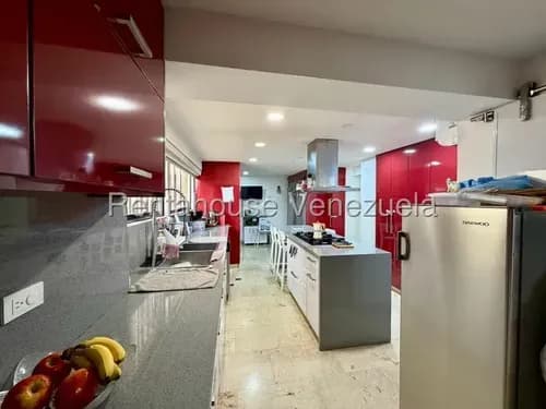 Apartamento En Venta En Las Esmeraldas #26-16227 Myp