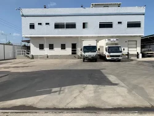 Negocio En Venta De Despote De Ganado Zona Industrial Valencia Jc-lp