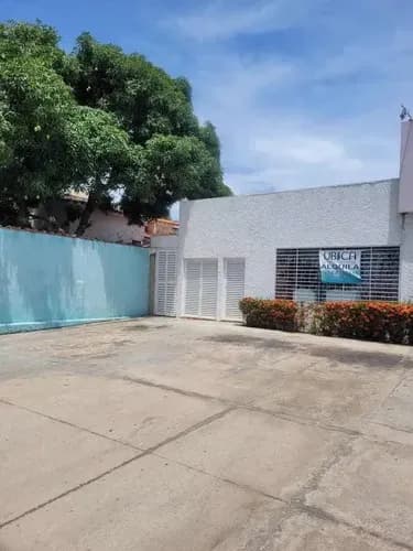 Local A Pie De Calle Lechería Alquiler 820 M2
