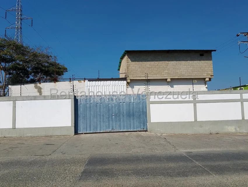 Comercial (Galpon - Deposito) en Alquiler en El Trigal, Lara