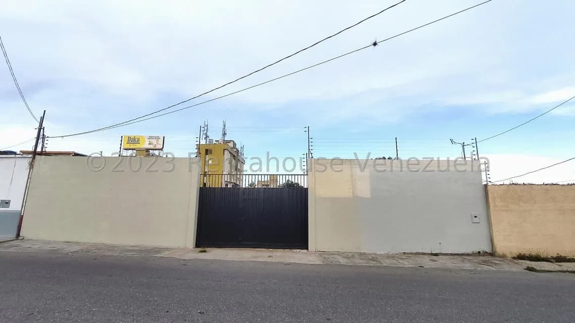 Terreno (Comercial) en Venta en Centro, Lara