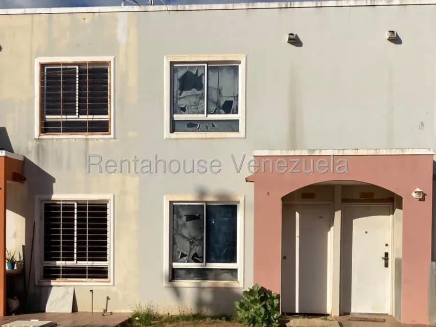 Townhouse en venta - $38k