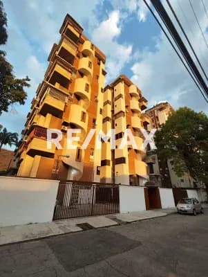 HERMOSO APARTAMENTO DUPLEX
