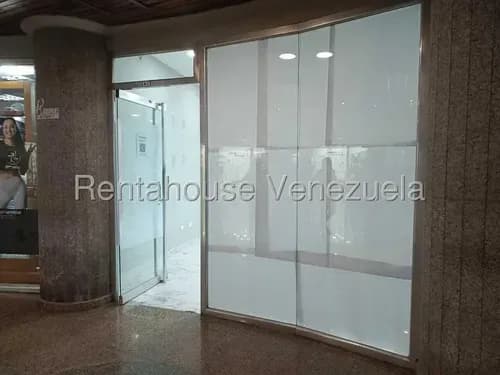 En Alquiler Comoda Local Con Baño, Sus Espacios Estan Bien Estructurados Mañongo - Naguanagua (#25-10931) Ideal Para Un Spa O Consultorio Odontologico, Excelente Ubicación, Solo Clientes. Ag