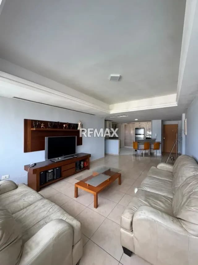 Apartamento en VENTA Conj. Resd. “VALLE DE CAMORUCO”.
