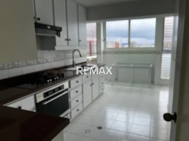 ALQUILO APARTAMENTO ZONA ESTE( FUNDALARA)BARQUISIMETO