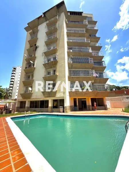 Se vende penthouse en residencias arnedillo playa grande