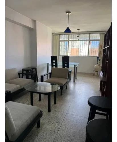 Alquiler De Apartamento En La Av Baralt 65m