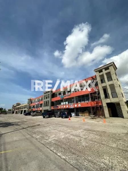 Punto Comercial en Venta C.C. North Center