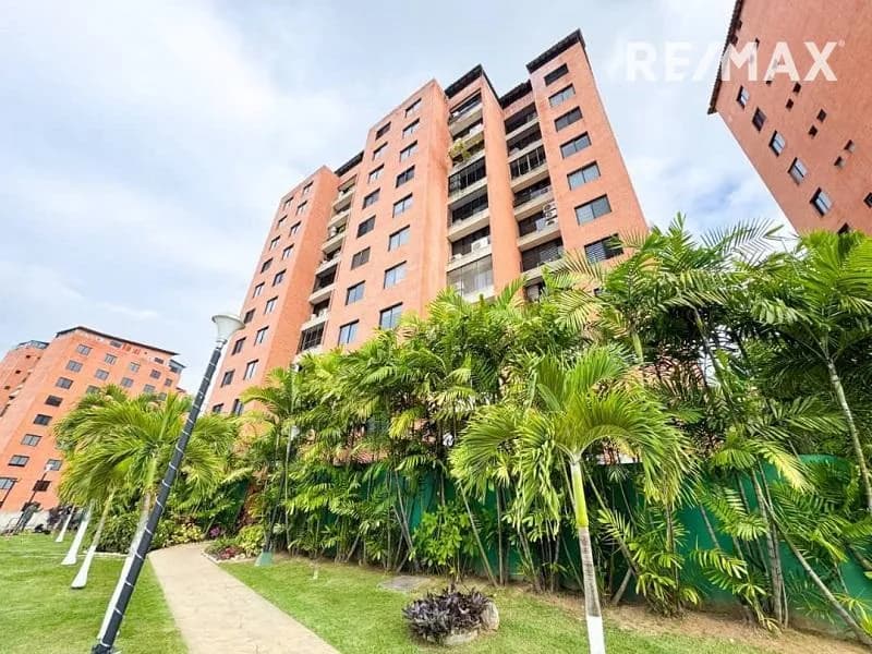 Alquiler. Apartamento. Colinas de la Tahona. Caracas.